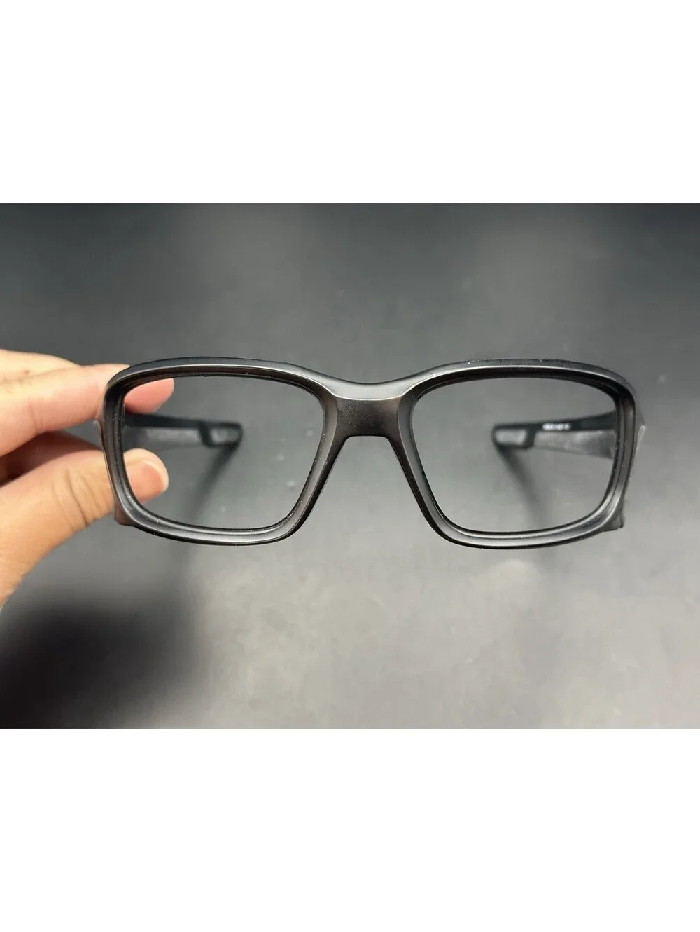 Oakley pre owned